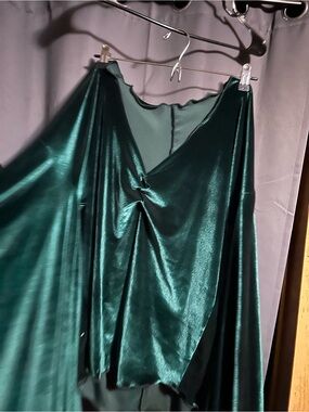 Damsel in this Dress goddess sleeve blouse